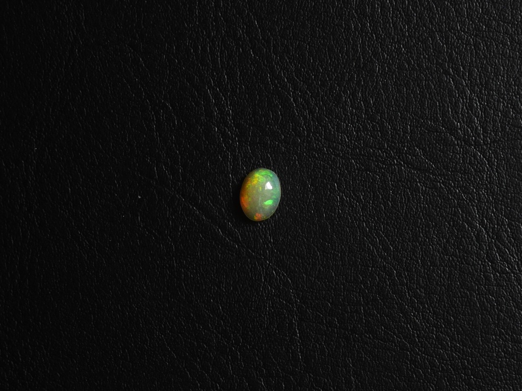 White Opal (WOS01)