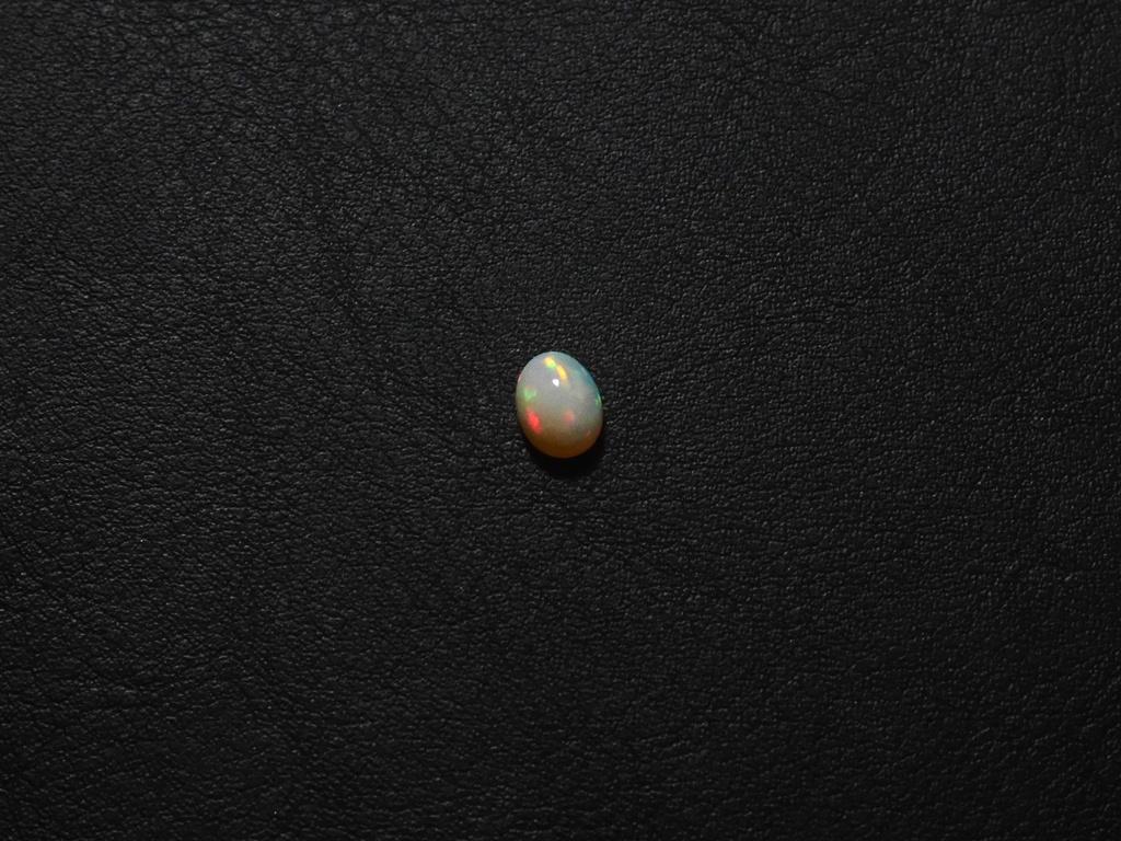 White Opal (WOS06)