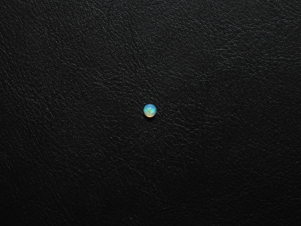 White Opal (WOSS01)