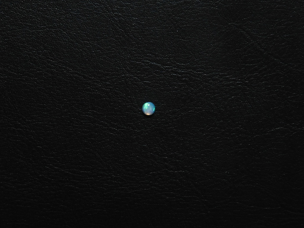 White Opal (WOSS04)