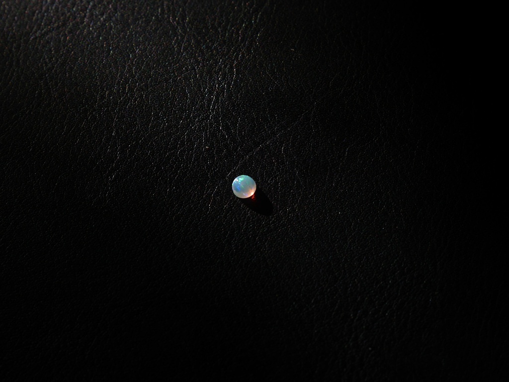 White Opal (WOSS08)